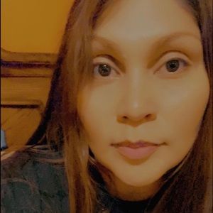 Meet your Posher, Alma